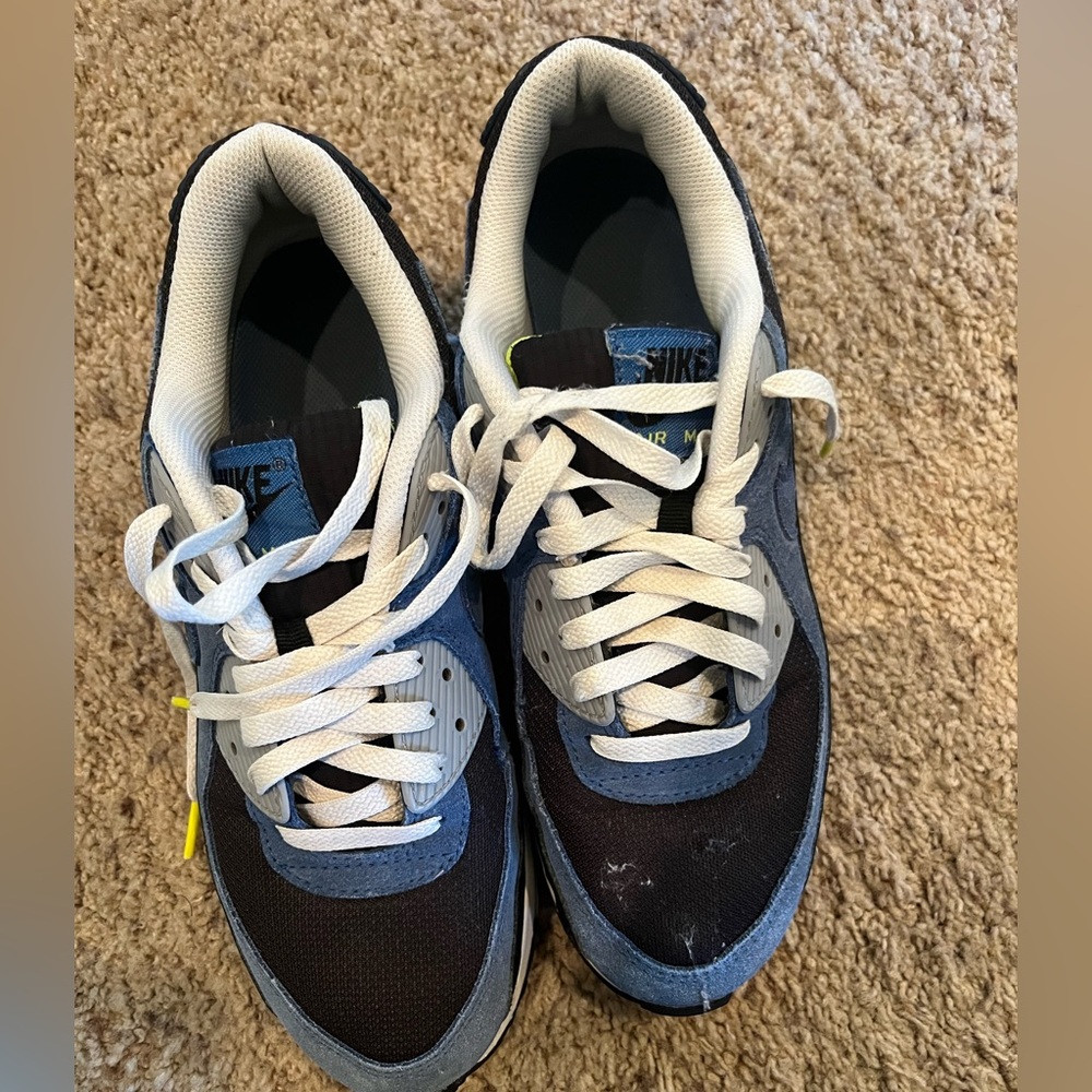 Men’s Black and Blue AirMax 90 (9)